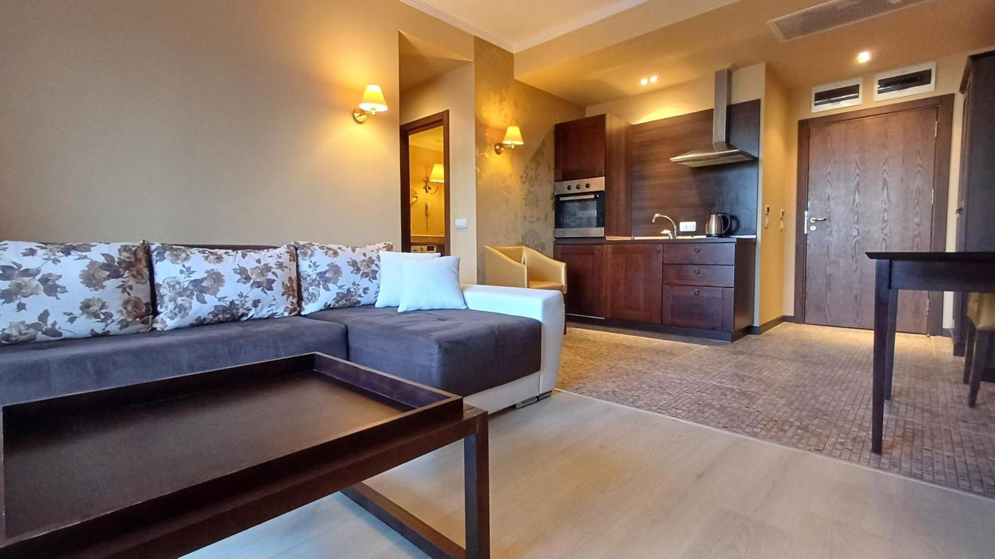 Royal Beach Private Apartments Sunny Beach Esterno foto