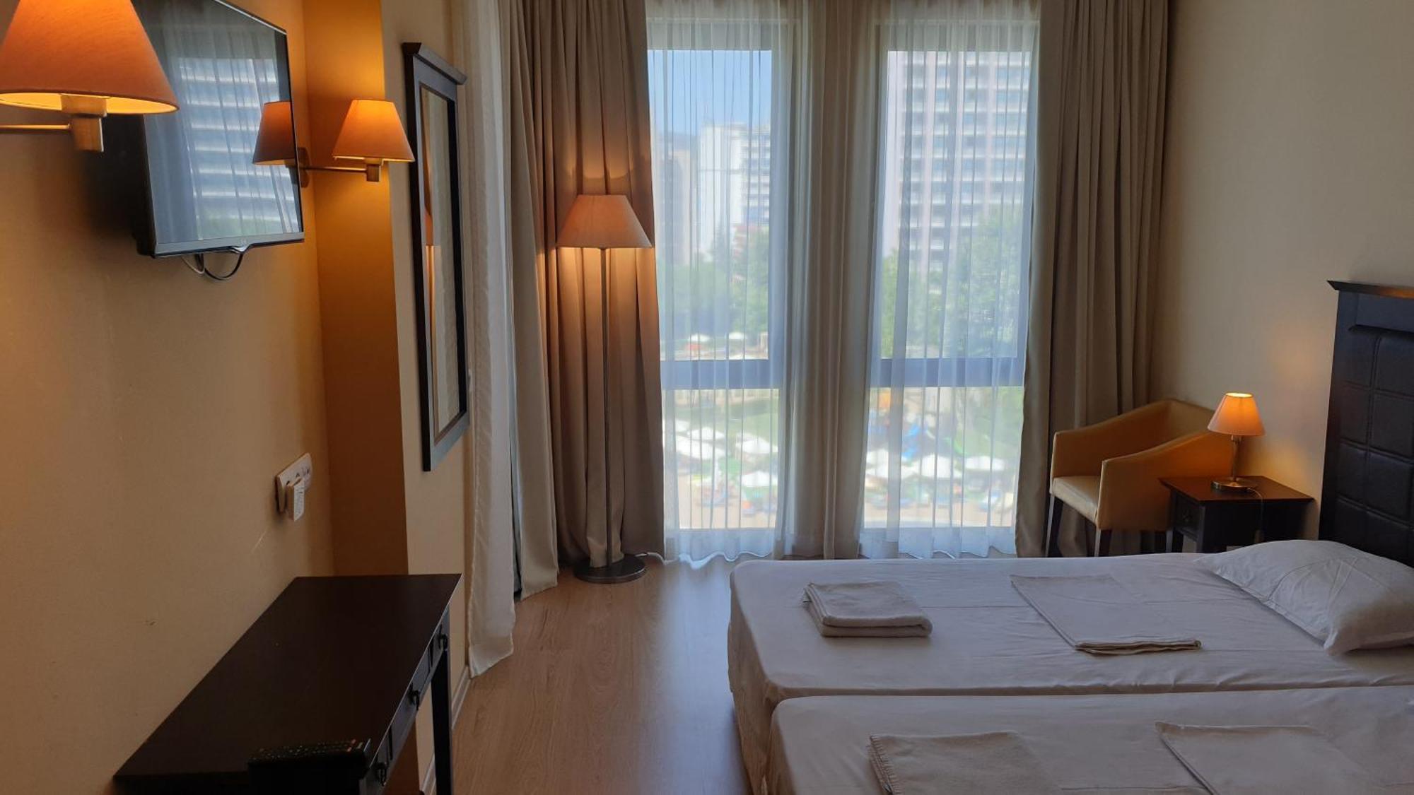 Royal Beach Private Apartments Sunny Beach Esterno foto