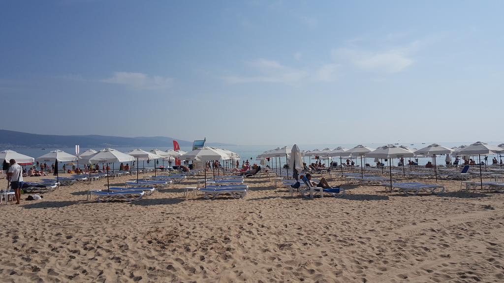 Royal Beach Private Apartments Sunny Beach Esterno foto